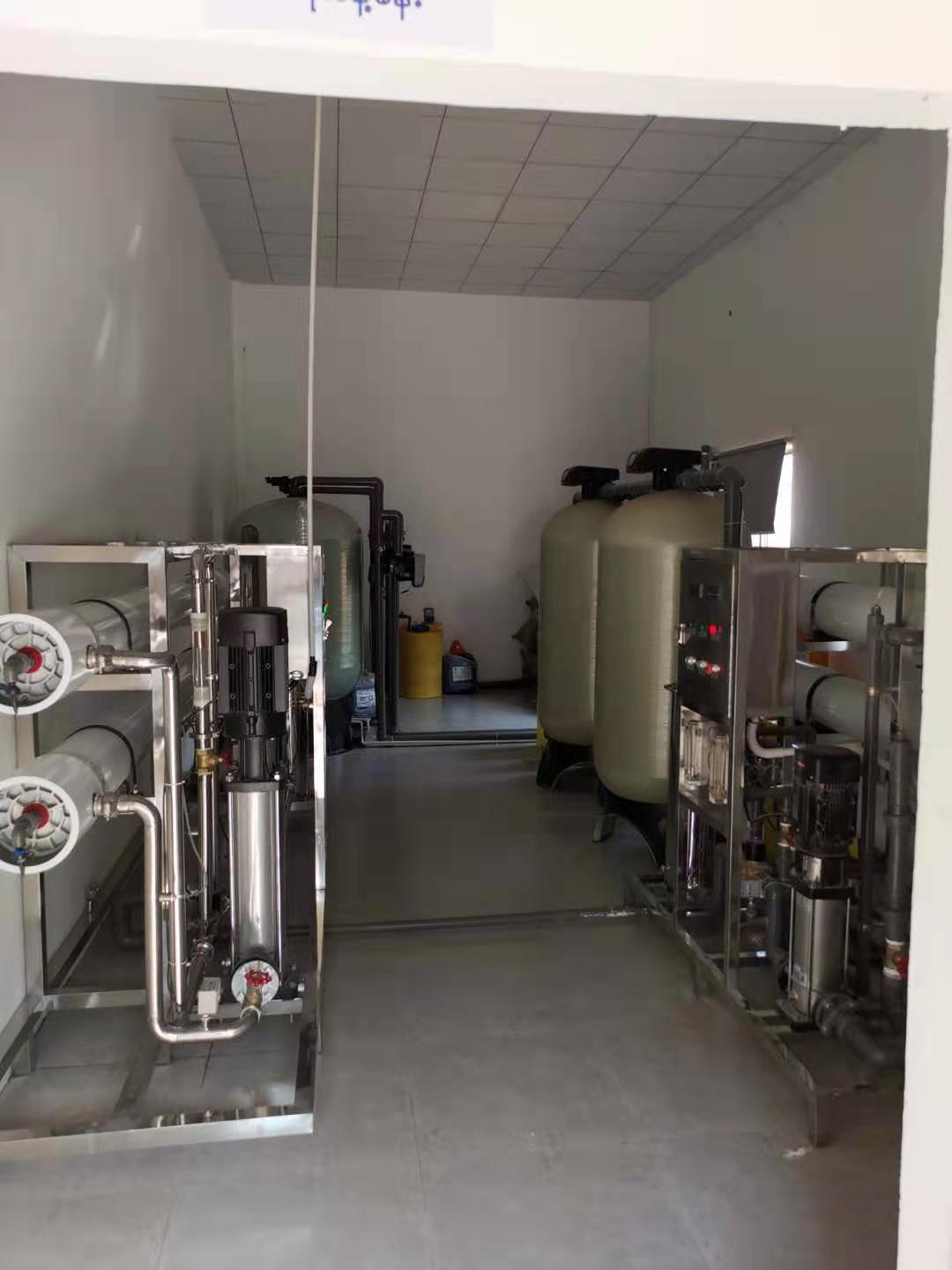 某山泉水厂6T/H超滤设备安装完毕，设备运行正常